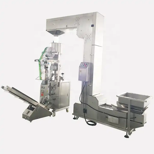 Combined Weighing And Packaging Machine With Z Conveyor